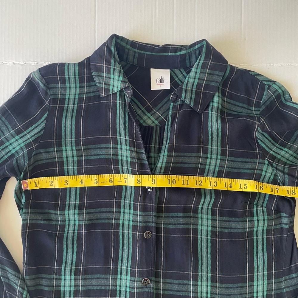 CAbi Button up Long Sleeve Blouse Black and Green Plaid Shirt Cabincore Normcore - Picture 4 of 9